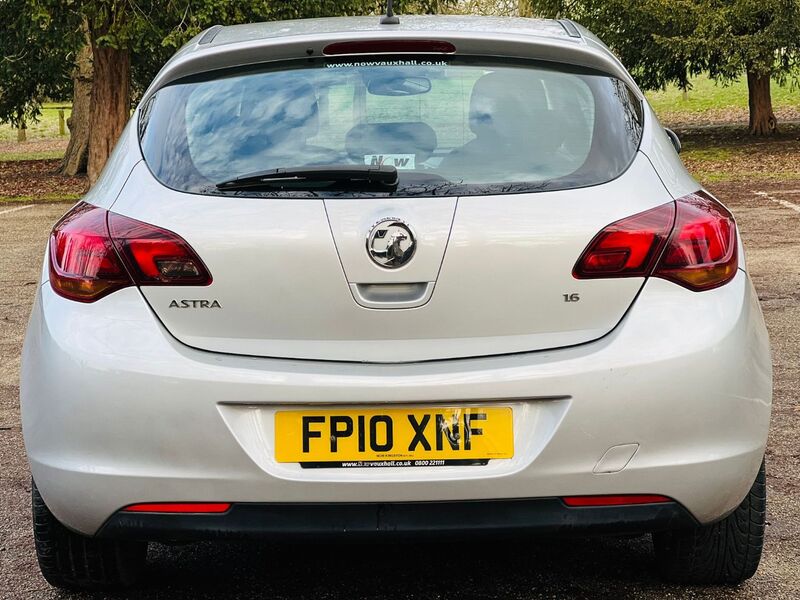 VAUXHALL ASTRA