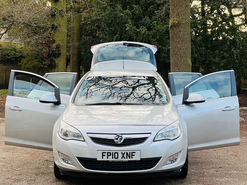 VAUXHALL ASTRA