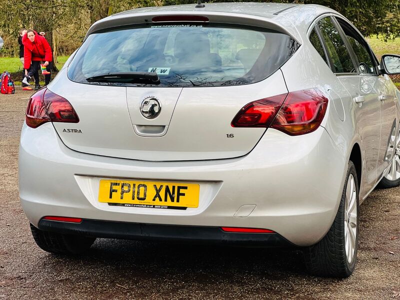 VAUXHALL ASTRA