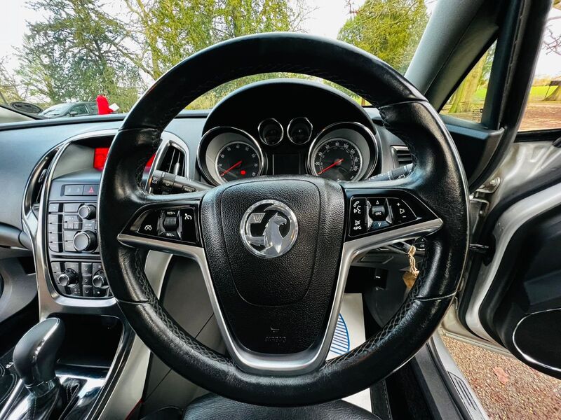 VAUXHALL ASTRA