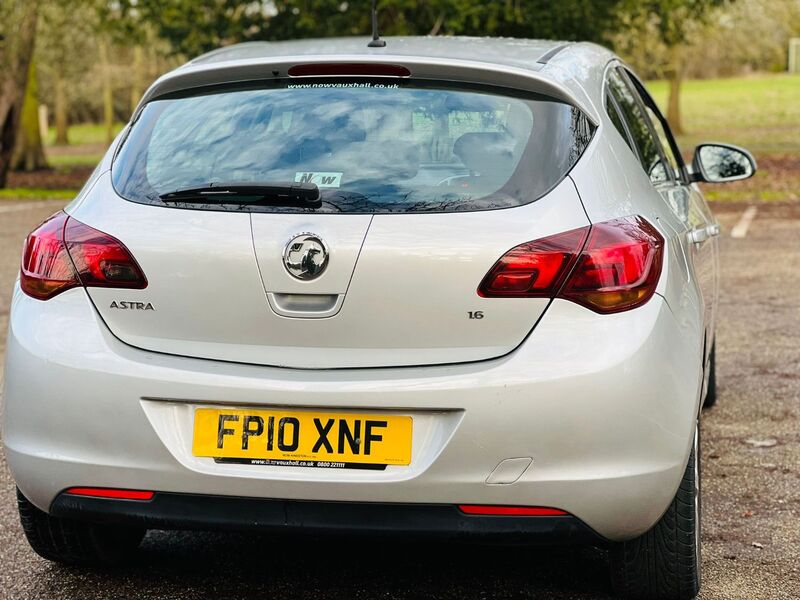 VAUXHALL ASTRA