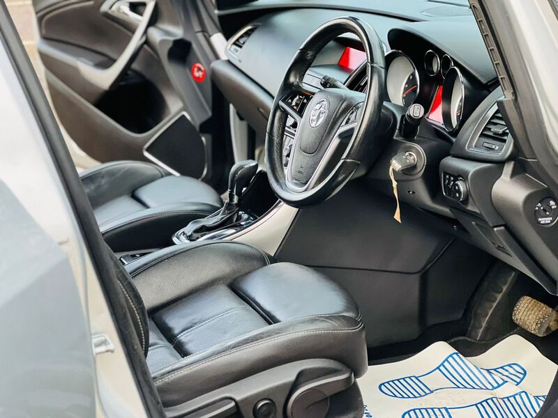 VAUXHALL ASTRA