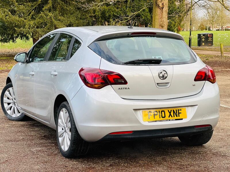 VAUXHALL ASTRA