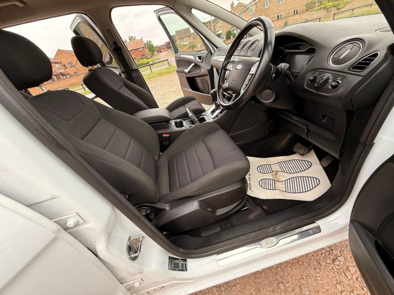FORD GALAXY