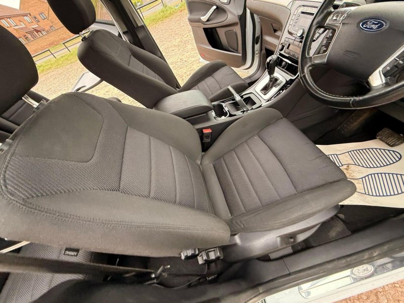 FORD GALAXY